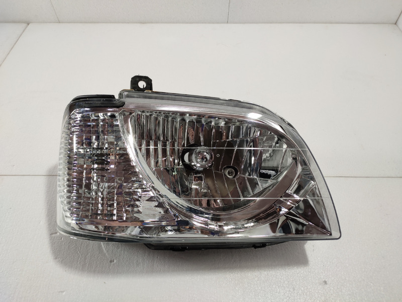 Headlamp Assembly for Maruti Suzuki Eeco (MOT Version) Without Motor RH (027-HLA-E-WMR)