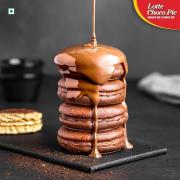 Lotte Choco Pie,Chocolate 450G/414G (Weight May Vary) ( Pack of 18 Piece Inside )