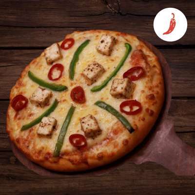 Spicy Paneer Pizza