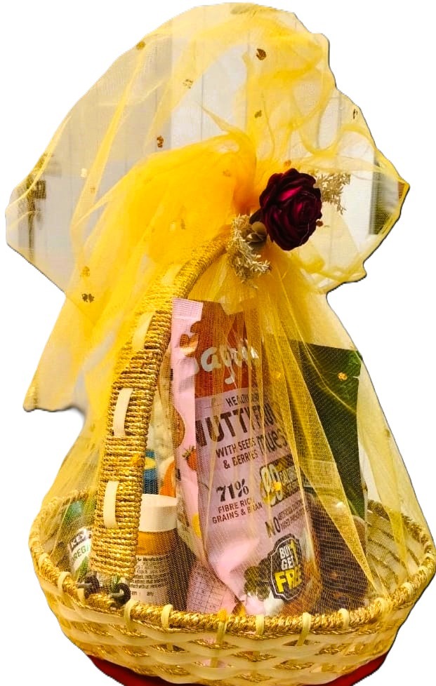 Qkart Celebration Gift Snacks Combo Basket (Pack Of 7)#FG33