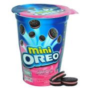 Mini Oreo Strawberry Flavoured Cream Pouch, 67 g