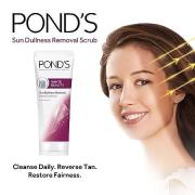 Pond's Bright Beauty Face Scrub, 50 gm