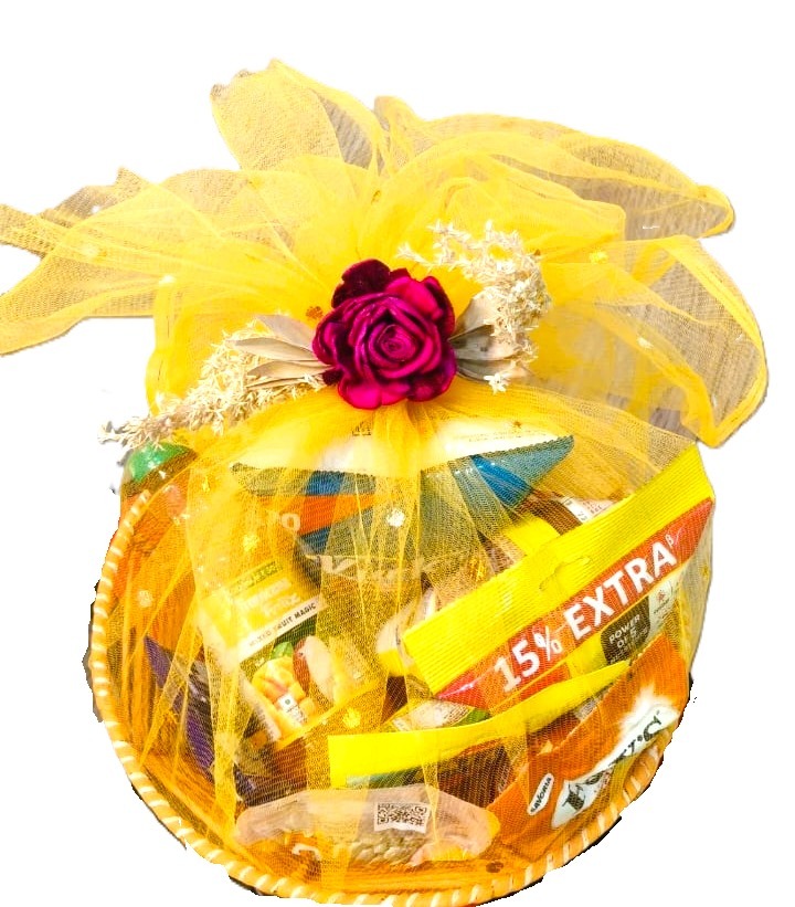 Qkart Celebration Gift Snacks Combo Basket #FG34