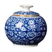 Traditional Chinoiserie Blue And White Ceramic Ginger Jar With Sealed Lid 1pc