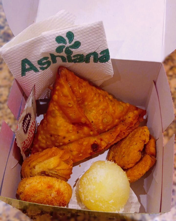 Ashiana Special Snacks Combo Pack