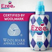 Godrej Ezee Liquid Detergent for Winter Wear, 1 kg Bottle