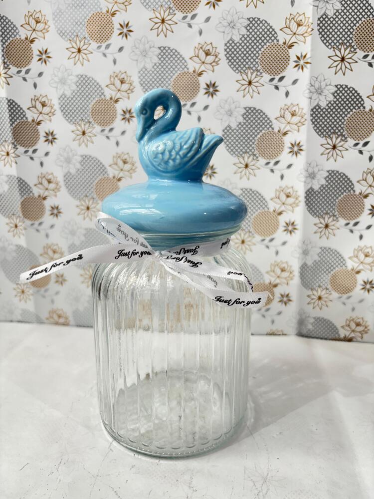 Beautiful Round Glass Jar with Green Swan Shape Ceramic Lid for Storing Cookies