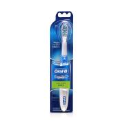 ORAL-B CROSS ACTION POWER DUAL CLEAN TOOTHBRUSH 1N