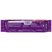 Parle Hide & Seek Choco Chip Creme Sandwiches Strawberry Flavoured Biscuits 120 g