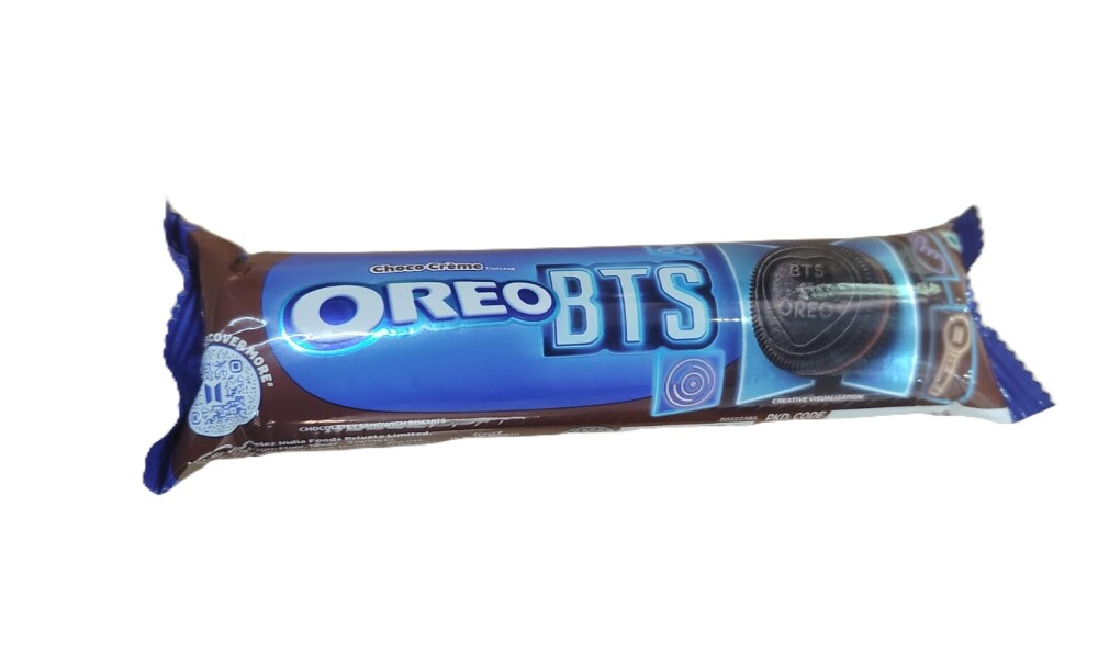 Cadbury Choco Creme Oreo BTS Biscuits 116.9gm