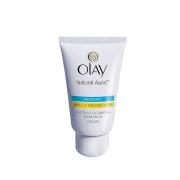 Olay Natural Aura Instant Glowing Radiance Cream with UV Protection, 40 gm