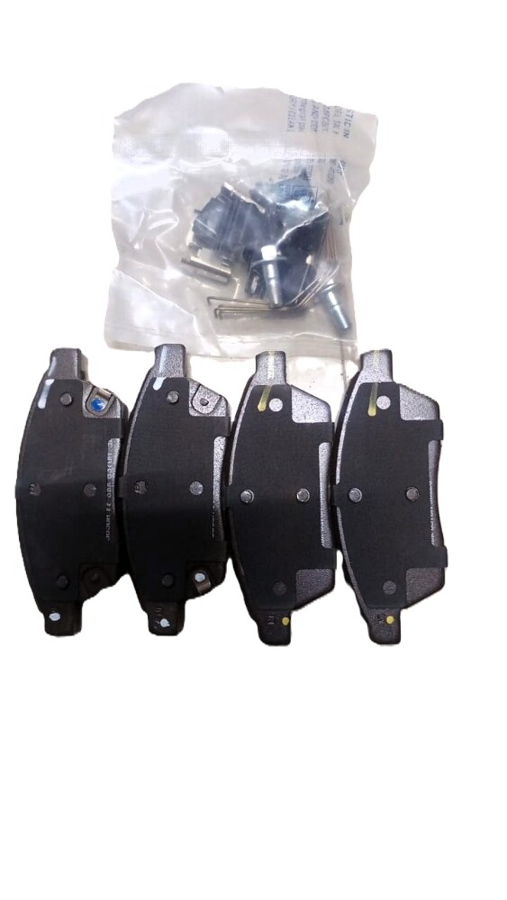 Front Disc Pad for Mahindra XUV300 -KBXL97349